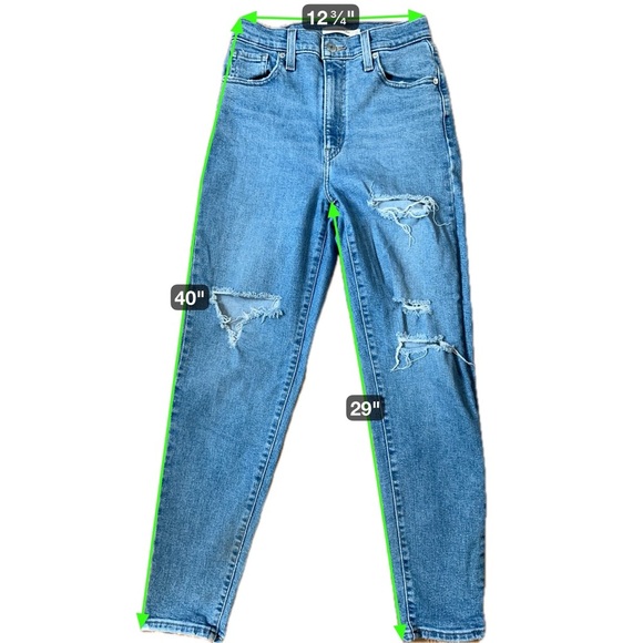 Levi’s High Waisted Mom Jeans Sz 26 Light Wash Distressed Denim - Picture 12 of 14